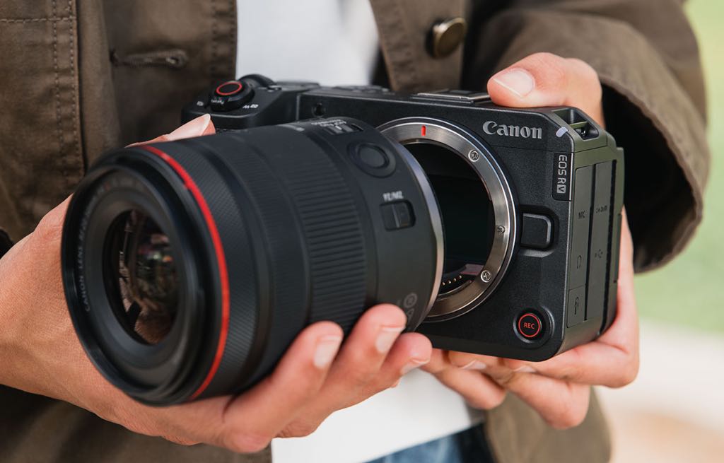 Canon EOS R6 V: presentata la nuova full frame per content creator