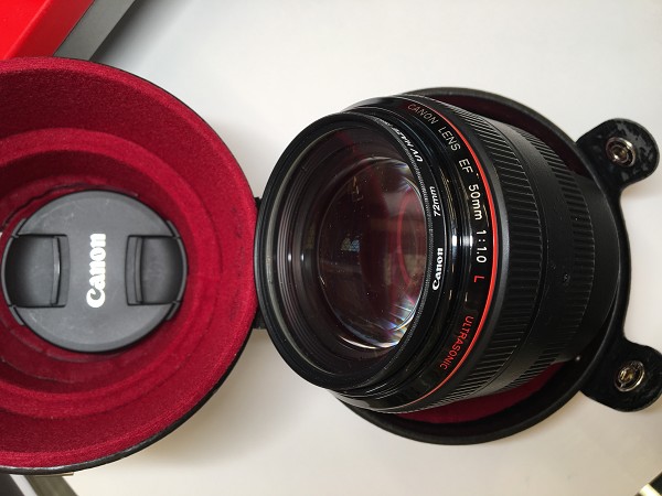 Canon EF 50mm f/1.0 L USM (OS)