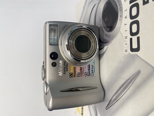 Nikon Coolpix 5200 Silver (OS) - Andreella Photo