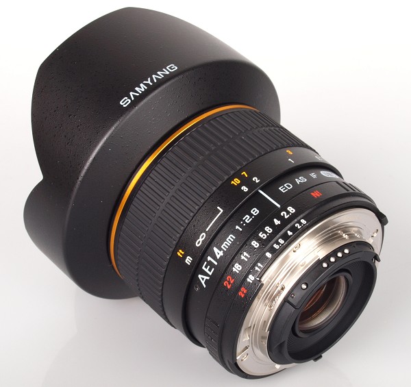 Samyang 14mm f/2,8 UMC per Nikon (OS)