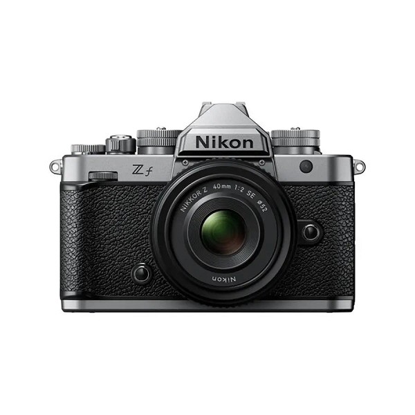 Nikon Zf Silver + Z 40 f/2 SE + SD 128GB
