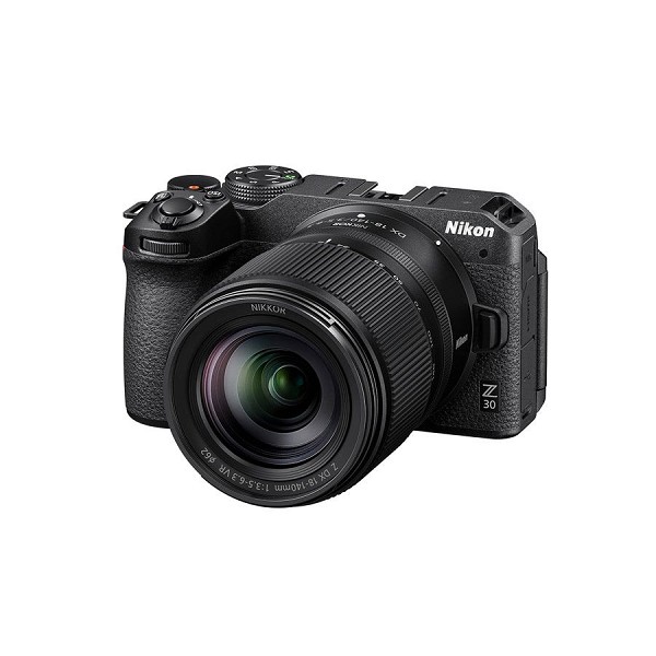 Nikon Z30 + Z DX 18-140 f/3.5-6.3 VR + SD 64GB
